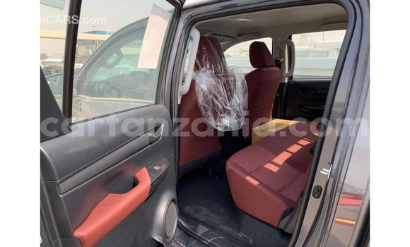 Nunua Imported Toyota Hilux Nyingine Gari ndani ya Import - Dubai nchini Arusha Nunua Imported Toyota Hilux Nyingine Gari ndani ya Import - Dubai nchini Arusha