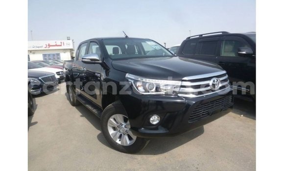 Nunua Imported Toyota Hilux Nyeusi Gari ndani ya Import - Dubai nchini Arusha Nunua Imported Toyota Hilux Nyeusi Gari ndani ya Import - Dubai nchini Arusha