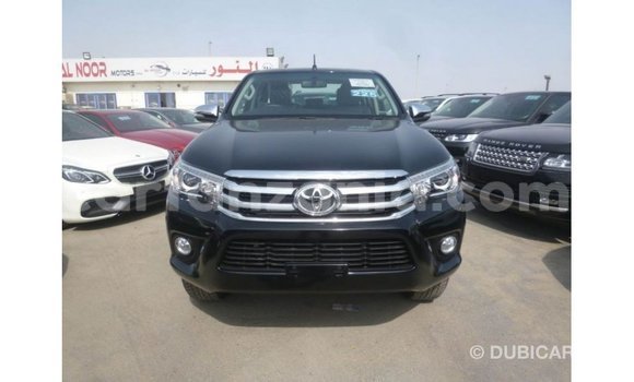 Nunua Imported Toyota Hilux Nyeusi Gari ndani ya Import - Dubai nchini Arusha Nunua Imported Toyota Hilux Nyeusi Gari ndani ya Import - Dubai nchini Arusha