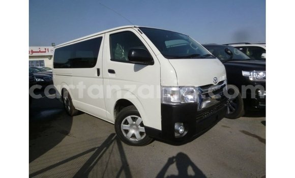 Nunua Imported Toyota Hiace Nyeupe Gari ndani ya Import - Dubai nchini Arusha Nunua Imported Toyota Hiace Nyeupe Gari ndani ya Import - Dubai nchini Arusha