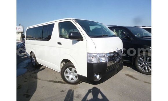 Buy Import Toyota Hiace White Car in Import - Dubai in Arusha Buy Import Toyota Hiace White Car in Import - Dubai in Arusha