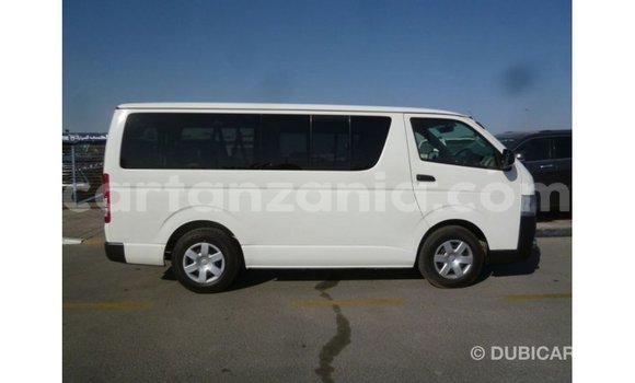Buy Import Toyota Hiace White Car in Import - Dubai in Arusha Buy Import Toyota Hiace White Car in Import - Dubai in Arusha
