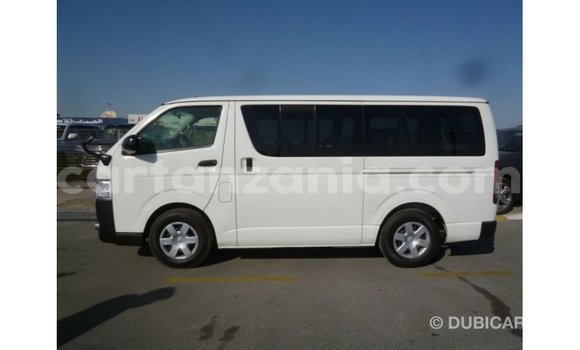 Buy Import Toyota Hiace White Car in Import - Dubai in Arusha Buy Import Toyota Hiace White Car in Import - Dubai in Arusha