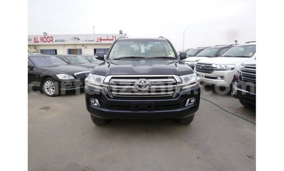 Nunua Imported Toyota Land Cruiser Bluu Gari ndani ya Import - Dubai nchini Arusha Nunua Imported Toyota Land Cruiser Bluu Gari ndani ya Import - Dubai nchini Arusha