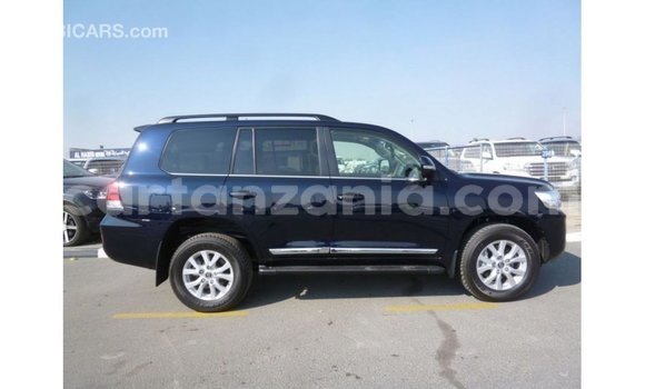 Nunua Imported Toyota Land Cruiser Bluu Gari ndani ya Import - Dubai nchini Arusha Nunua Imported Toyota Land Cruiser Bluu Gari ndani ya Import - Dubai nchini Arusha
