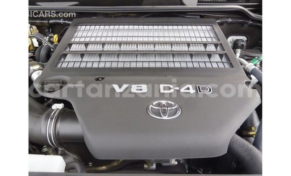 Nunua Imported Toyota Land Cruiser Bluu Gari ndani ya Import - Dubai nchini Arusha Nunua Imported Toyota Land Cruiser Bluu Gari ndani ya Import - Dubai nchini Arusha
