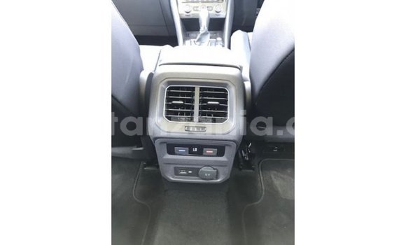 Nunua Imported Volkswagen Tiguan Nyeusi Gari ndani ya Import - Dubai nchini Arusha Nunua Imported Volkswagen Tiguan Nyeusi Gari ndani ya Import - Dubai nchini Arusha