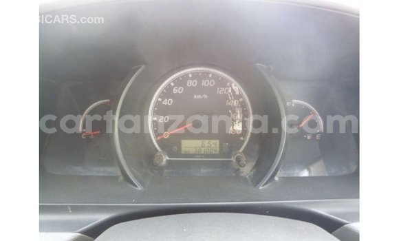 Nunua Imported Toyota Hiace Nyeupe Gari ndani ya Import - Dubai nchini Arusha Nunua Imported Toyota Hiace Nyeupe Gari ndani ya Import - Dubai nchini Arusha