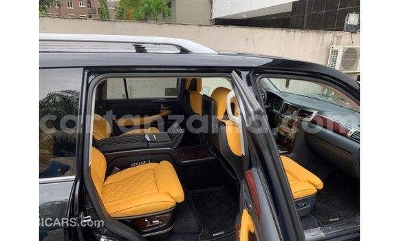 Nunua Imported Lexus LX Nyeusi Gari ndani ya Import - Dubai nchini Arusha Nunua Imported Lexus LX Nyeusi Gari ndani ya Import - Dubai nchini Arusha
