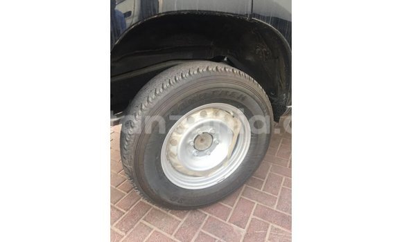 Nunua Imported Toyota Prado Nyeusi Gari ndani ya Import - Dubai nchini Arusha Nunua Imported Toyota Prado Nyeusi Gari ndani ya Import - Dubai nchini Arusha