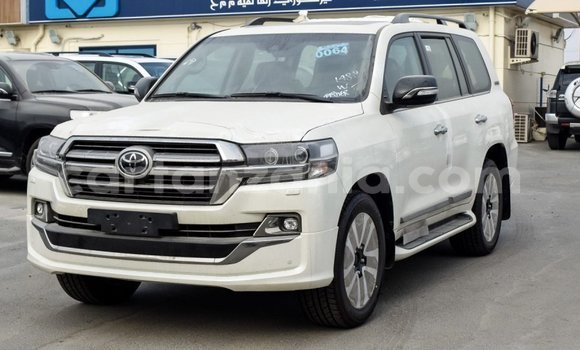 Nunua Imported Toyota Land Cruiser Nyeusi Gari ndani ya Import - Dubai nchini Arusha Nunua Imported Toyota Land Cruiser Nyeusi Gari ndani ya Import - Dubai nchini Arusha
