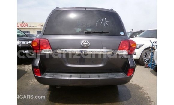 Nunua Imported Toyota Land Cruiser Nyingine Gari ndani ya Import - Dubai nchini Arusha Nunua Imported Toyota Land Cruiser Nyingine Gari ndani ya Import - Dubai nchini Arusha