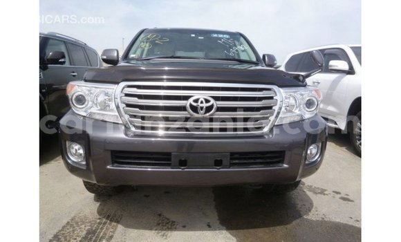 Nunua Imported Toyota Land Cruiser Nyingine Gari ndani ya Import - Dubai nchini Arusha Nunua Imported Toyota Land Cruiser Nyingine Gari ndani ya Import - Dubai nchini Arusha