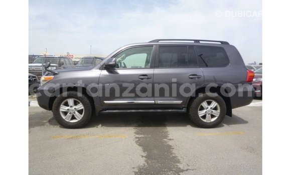 Nunua Imported Toyota Land Cruiser Nyingine Gari ndani ya Import - Dubai nchini Arusha Nunua Imported Toyota Land Cruiser Nyingine Gari ndani ya Import - Dubai nchini Arusha