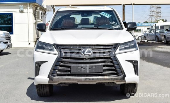 Nunua Imported Lexus LX Nyeupe Gari ndani ya Import - Dubai nchini Arusha Nunua Imported Lexus LX Nyeupe Gari ndani ya Import - Dubai nchini Arusha