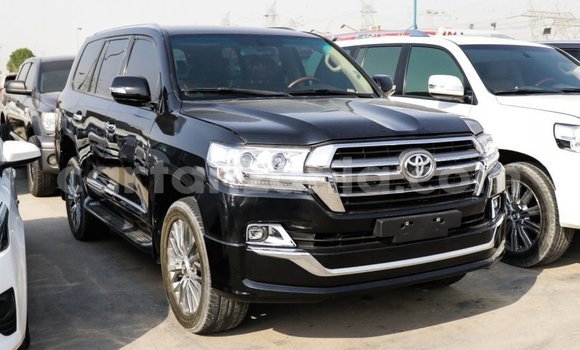 Buy Import Toyota Land Cruiser Black Car in Import - Dubai in Arusha Buy Import Toyota Land Cruiser Black Car in Import - Dubai in Arusha