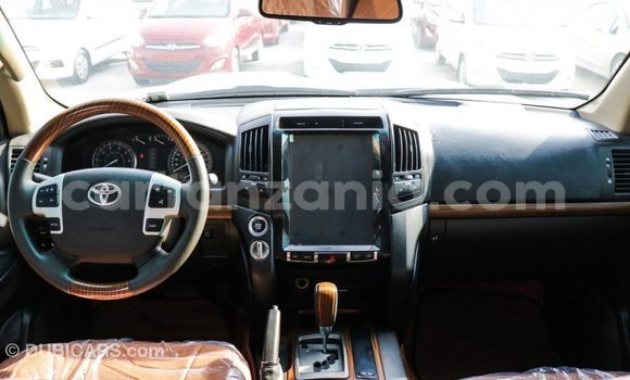 Buy Import Toyota Land Cruiser Black Car in Import - Dubai in Arusha Buy Import Toyota Land Cruiser Black Car in Import - Dubai in Arusha