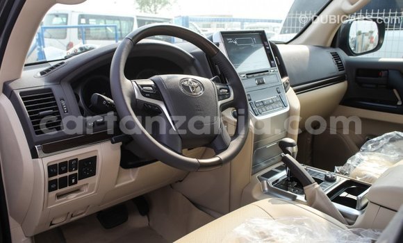 Nunua Imported Toyota Land Cruiser Nyingine Gari ndani ya Import - Dubai nchini Arusha Nunua Imported Toyota Land Cruiser Nyingine Gari ndani ya Import - Dubai nchini Arusha