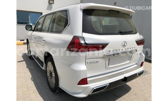 Nunua Imported Lexus LX Nyeupe Gari ndani ya Import - Dubai nchini Arusha Nunua Imported Lexus LX Nyeupe Gari ndani ya Import - Dubai nchini Arusha