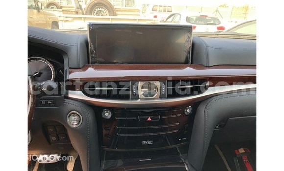 Nunua Imported Lexus LX Nyeupe Gari ndani ya Import - Dubai nchini Arusha Nunua Imported Lexus LX Nyeupe Gari ndani ya Import - Dubai nchini Arusha
