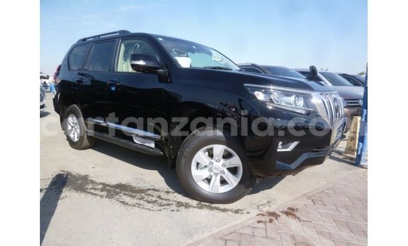 Nunua Imported Toyota Prado Nyeusi Gari ndani ya Import - Dubai nchini Arusha Nunua Imported Toyota Prado Nyeusi Gari ndani ya Import - Dubai nchini Arusha