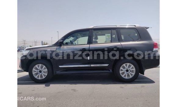 Nunua Imported Toyota Land Cruiser Nyeusi Gari ndani ya Import - Dubai nchini Arusha Nunua Imported Toyota Land Cruiser Nyeusi Gari ndani ya Import - Dubai nchini Arusha