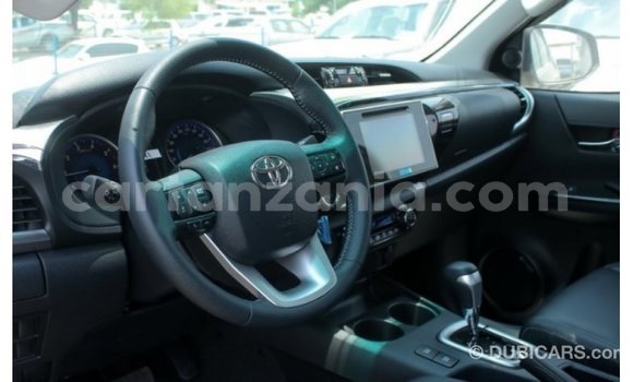 Nunua Imported Toyota Hilux Nyingine Gari ndani ya Import - Dubai nchini Arusha Nunua Imported Toyota Hilux Nyingine Gari ndani ya Import - Dubai nchini Arusha