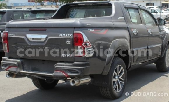 Nunua Imported Toyota Hilux Nyingine Gari ndani ya Import - Dubai nchini Arusha Nunua Imported Toyota Hilux Nyingine Gari ndani ya Import - Dubai nchini Arusha