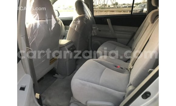 Nunua Imported Toyota Highlander Nyingine Gari ndani ya Import - Dubai nchini Arusha Nunua Imported Toyota Highlander Nyingine Gari ndani ya Import - Dubai nchini Arusha