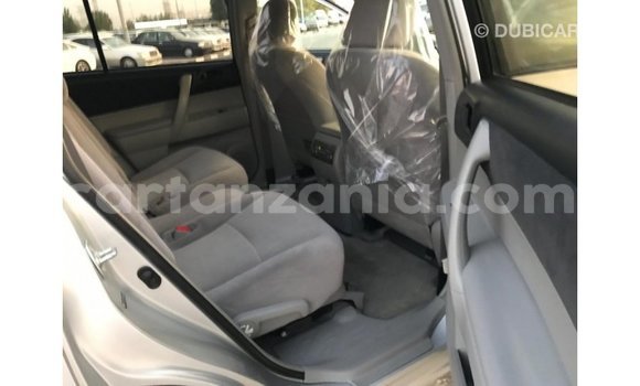 Nunua Imported Toyota Highlander Nyingine Gari ndani ya Import - Dubai nchini Arusha Nunua Imported Toyota Highlander Nyingine Gari ndani ya Import - Dubai nchini Arusha