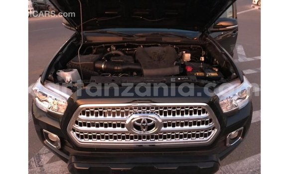 Nunua Imported Toyota Tacoma Nyeusi Gari ndani ya Import - Dubai nchini Arusha Nunua Imported Toyota Tacoma Nyeusi Gari ndani ya Import - Dubai nchini Arusha