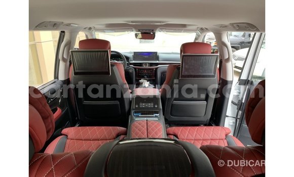 Nunua Imported Lexus LX Nyeusi Gari ndani ya Import - Dubai nchini Arusha Nunua Imported Lexus LX Nyeusi Gari ndani ya Import - Dubai nchini Arusha