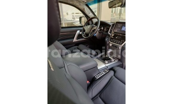 Nunua Imported Toyota Land Cruiser Nyeusi Gari ndani ya Import - Dubai nchini Arusha Nunua Imported Toyota Land Cruiser Nyeusi Gari ndani ya Import - Dubai nchini Arusha