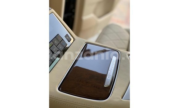 Nunua Imported Lexus LX Beige Gari ndani ya Import - Dubai nchini Arusha Nunua Imported Lexus LX Beige Gari ndani ya Import - Dubai nchini Arusha