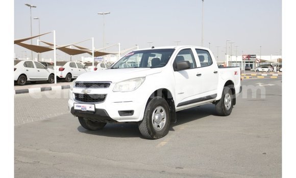 Buy Import Chevrolet Colorado White Car in Import - Dubai in Arusha