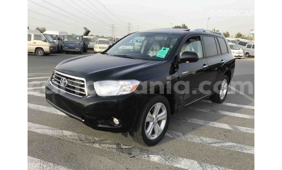 Nunua Imported Toyota Highlander Nyeusi Gari ndani ya Import - Dubai nchini Arusha Nunua Imported Toyota Highlander Nyeusi Gari ndani ya Import - Dubai nchini Arusha