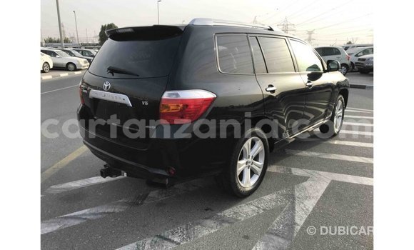 Nunua Imported Toyota Highlander Nyeusi Gari ndani ya Import - Dubai nchini Arusha Nunua Imported Toyota Highlander Nyeusi Gari ndani ya Import - Dubai nchini Arusha