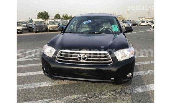 Nunua Imported Toyota Highlander Nyeusi Gari ndani ya Import - Dubai nchini Arusha Nunua Imported Toyota Highlander Nyeusi Gari ndani ya Import - Dubai nchini Arusha