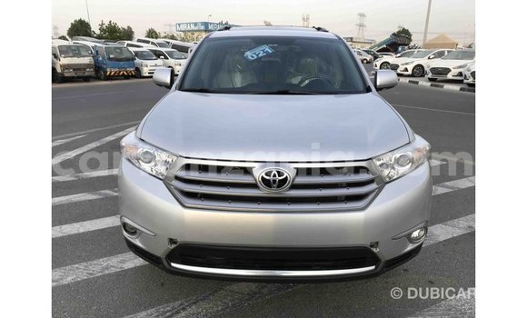 Nunua Imported Toyota Highlander Nyingine Gari ndani ya Import - Dubai nchini Arusha Nunua Imported Toyota Highlander Nyingine Gari ndani ya Import - Dubai nchini Arusha