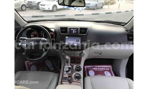 Buy Import Toyota Highlander Black Car in Import - Dubai in Arusha Buy Import Toyota Highlander Black Car in Import - Dubai in Arusha
