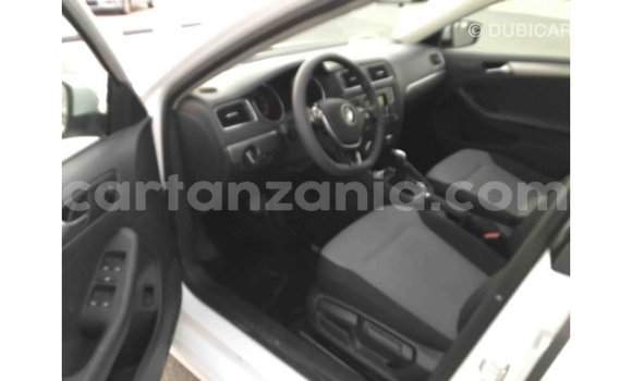 Buy Import Volkswagen Jetta White Car in Import - Dubai in Arusha Buy Import Volkswagen Jetta White Car in Import - Dubai in Arusha