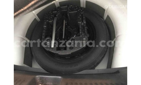 Buy Import Volkswagen Jetta White Car in Import - Dubai in Arusha Buy Import Volkswagen Jetta White Car in Import - Dubai in Arusha