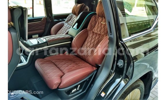 Nunua Imported Lexus LX Nyeusi Gari ndani ya Import - Dubai nchini Arusha Nunua Imported Lexus LX Nyeusi Gari ndani ya Import - Dubai nchini Arusha
