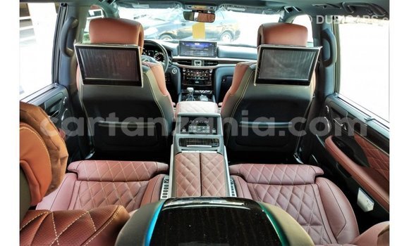 Nunua Imported Lexus LX Nyeusi Gari ndani ya Import - Dubai nchini Arusha Nunua Imported Lexus LX Nyeusi Gari ndani ya Import - Dubai nchini Arusha