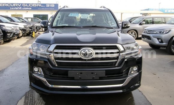 Nunua Imported Toyota Land Cruiser Nyeusi Gari ndani ya Import - Dubai nchini Arusha Nunua Imported Toyota Land Cruiser Nyeusi Gari ndani ya Import - Dubai nchini Arusha