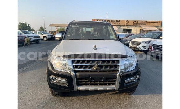 Buy Import Mitsubishi Pajero Black Car in Import - Dubai in Arusha Buy Import Mitsubishi Pajero Black Car in Import - Dubai in Arusha