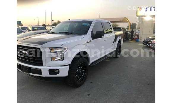 Buy Import Ford V8 White Car in Import - Dubai in Arusha Buy Import Ford V8 White Car in Import - Dubai in Arusha