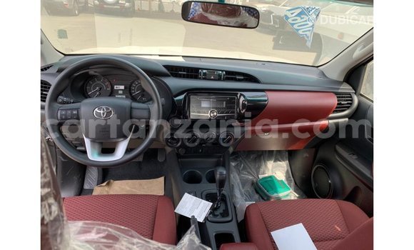 Nunua Imported Toyota Hilux Nyingine Gari ndani ya Import - Dubai nchini Arusha Nunua Imported Toyota Hilux Nyingine Gari ndani ya Import - Dubai nchini Arusha
