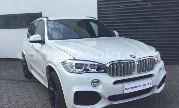 Nunua Ilio tumika BMW X5 Nyingine Gari ndani ya Dar es Salaam nchini Dar es Salaam Nunua Ilio tumika BMW X5 Nyingine Gari ndani ya Dar es Salaam nchini Dar es Salaam