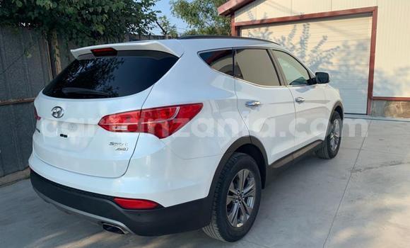 Buy Used Hyundai Santa Fe Other Car in Dar es Salaam in Dar es Salaam Buy Used Hyundai Santa Fe Other Car in Dar es Salaam in Dar es Salaam